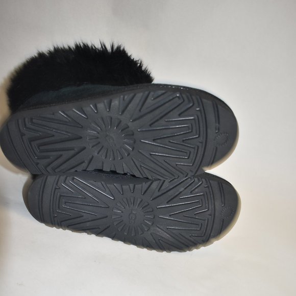 UGG Mini Fluff Collar Black Booties Sheepskin Suede US Size 6 1112491 - Picture 9 of 10
